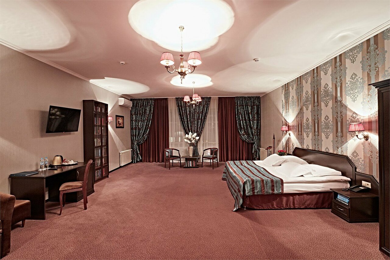 Гостиница Граф Толстой Брянск