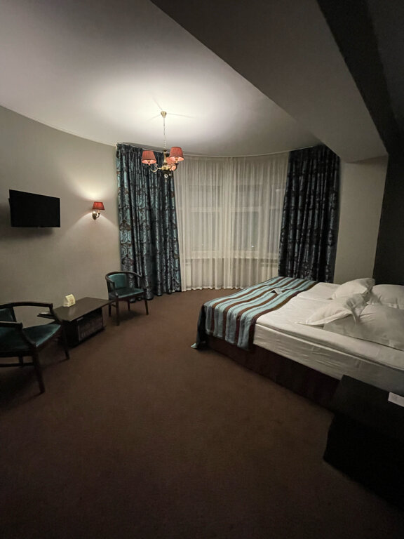 Гостиница Граф Толстой Брянск-13