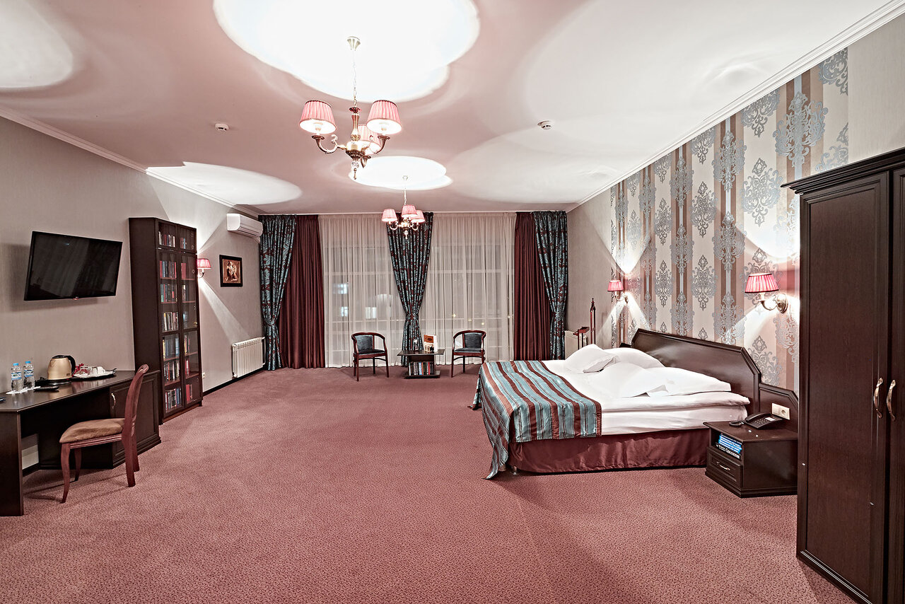 Гостиница Граф Толстой Брянск-53