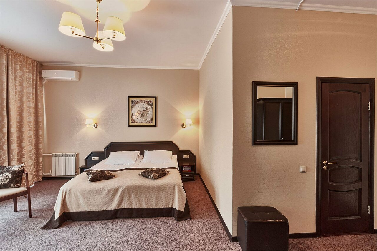 Гостиница Граф Толстой Брянск