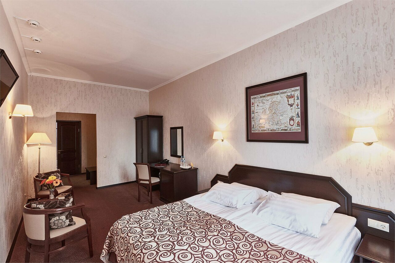 Гостиница Граф Толстой Брянск