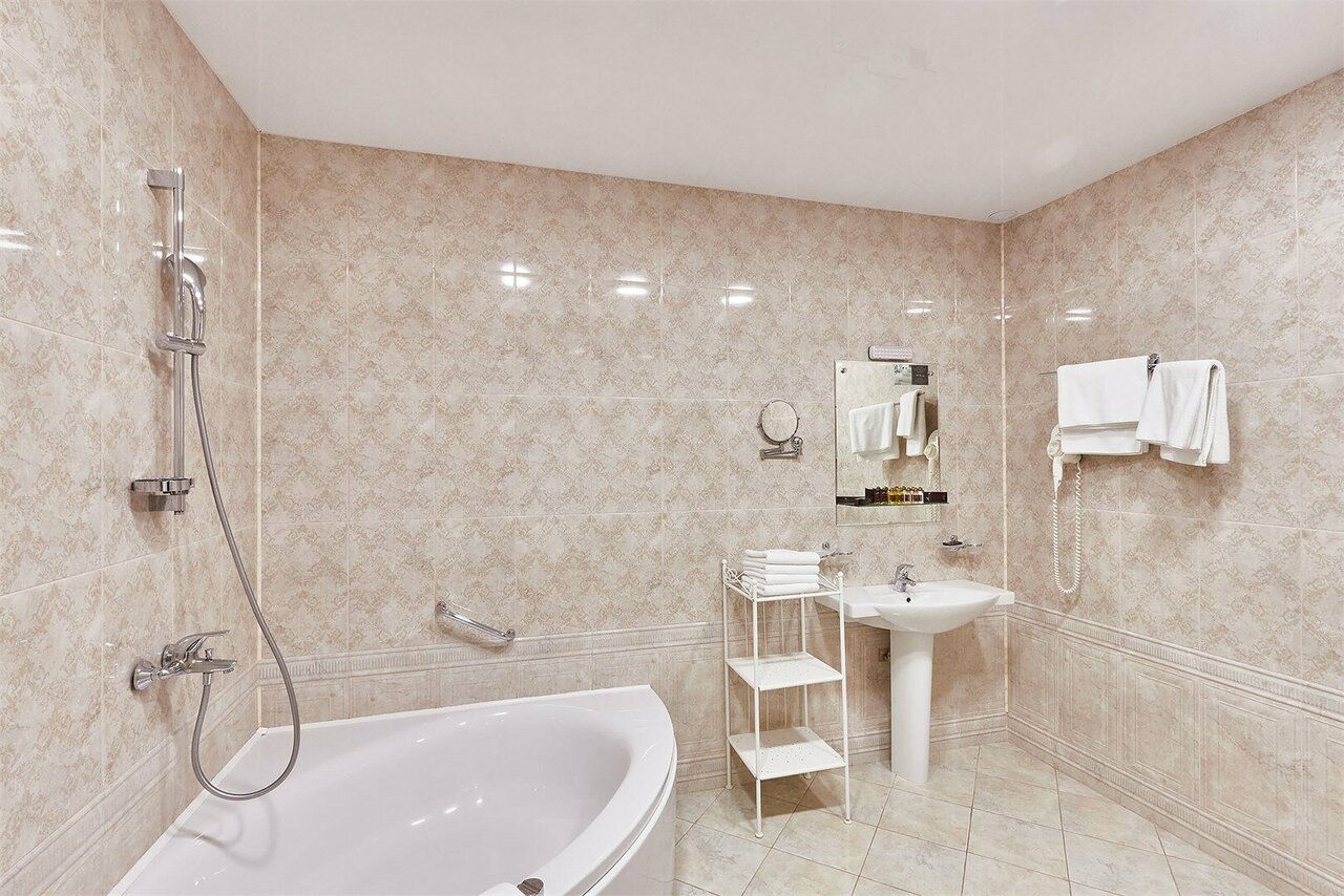 Гостиница Граф Толстой Брянск