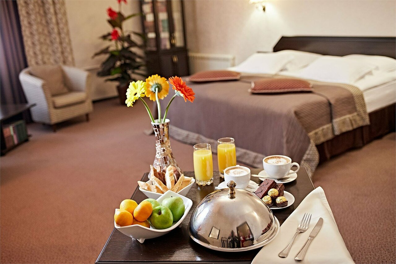 Гостиница Граф Толстой Брянск