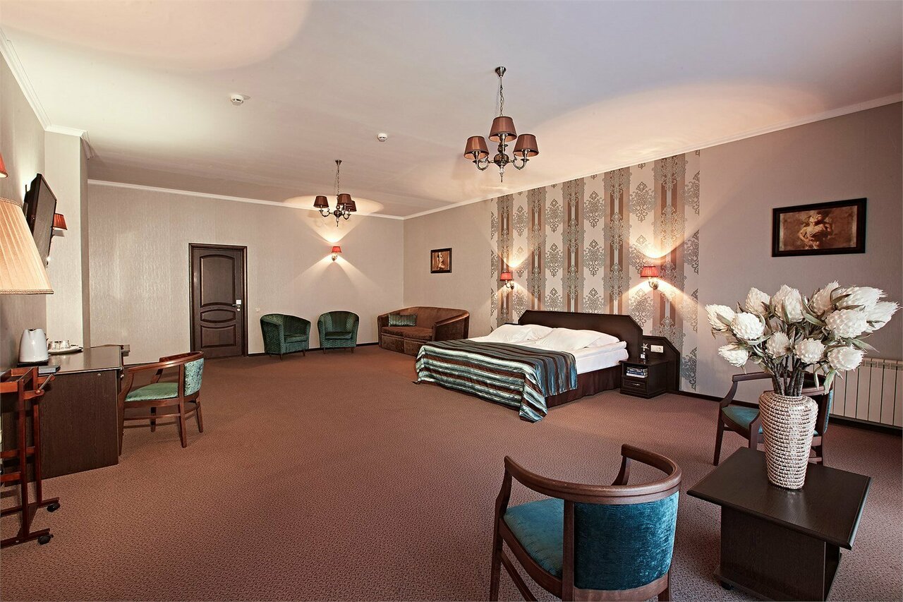 Гостиница Граф Толстой Брянск