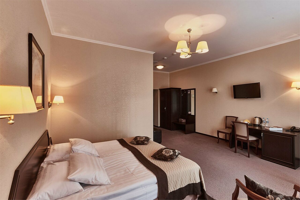 Гостиница Граф Толстой Брянск