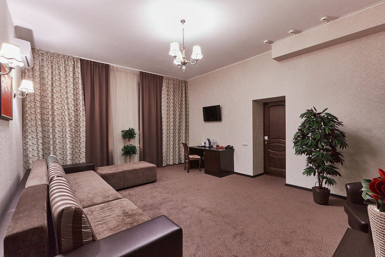 Гостиница Граф Толстой Брянск-45
