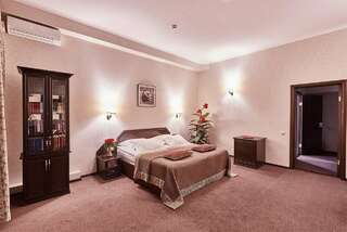 Гостиница Граф Толстой Брянск Апартаменты-7