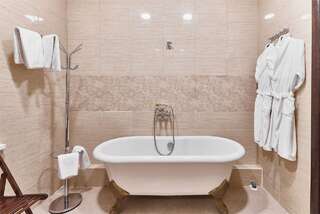 Гостиница Граф Толстой Брянск ДеЛюкс-7