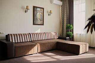 Гостиница Граф Толстой Брянск ДеЛюкс-4