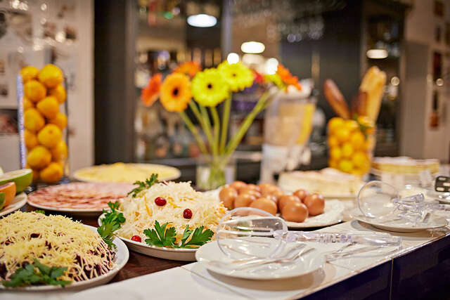 Гостиница Граф Толстой Брянск-41