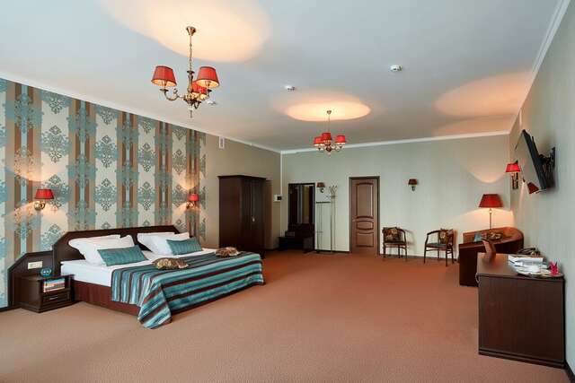 Гостиница Граф Толстой Брянск-81